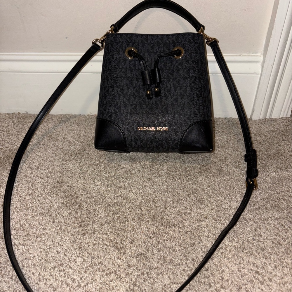 Michael Kors Black and Gold Crossbody Bag